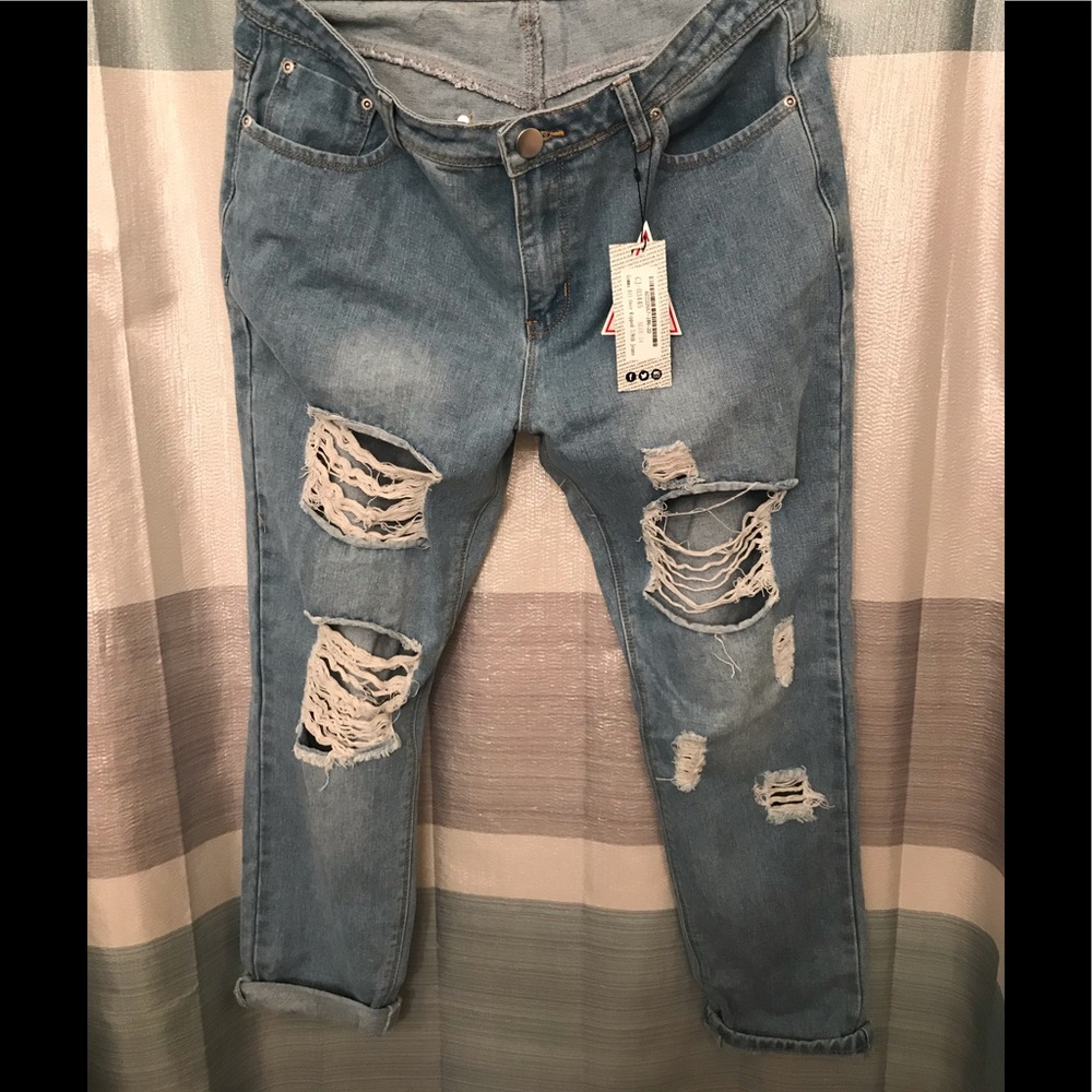 Boohoo destroyed jeans